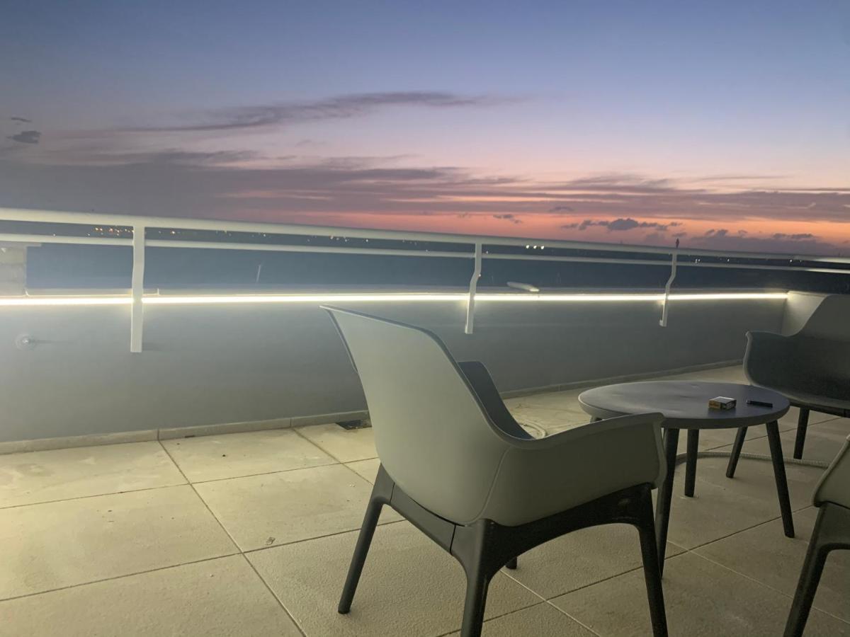 דירות Penthouse Aureliana Attico Con Piscina A Roma מראה חיצוני תמונה