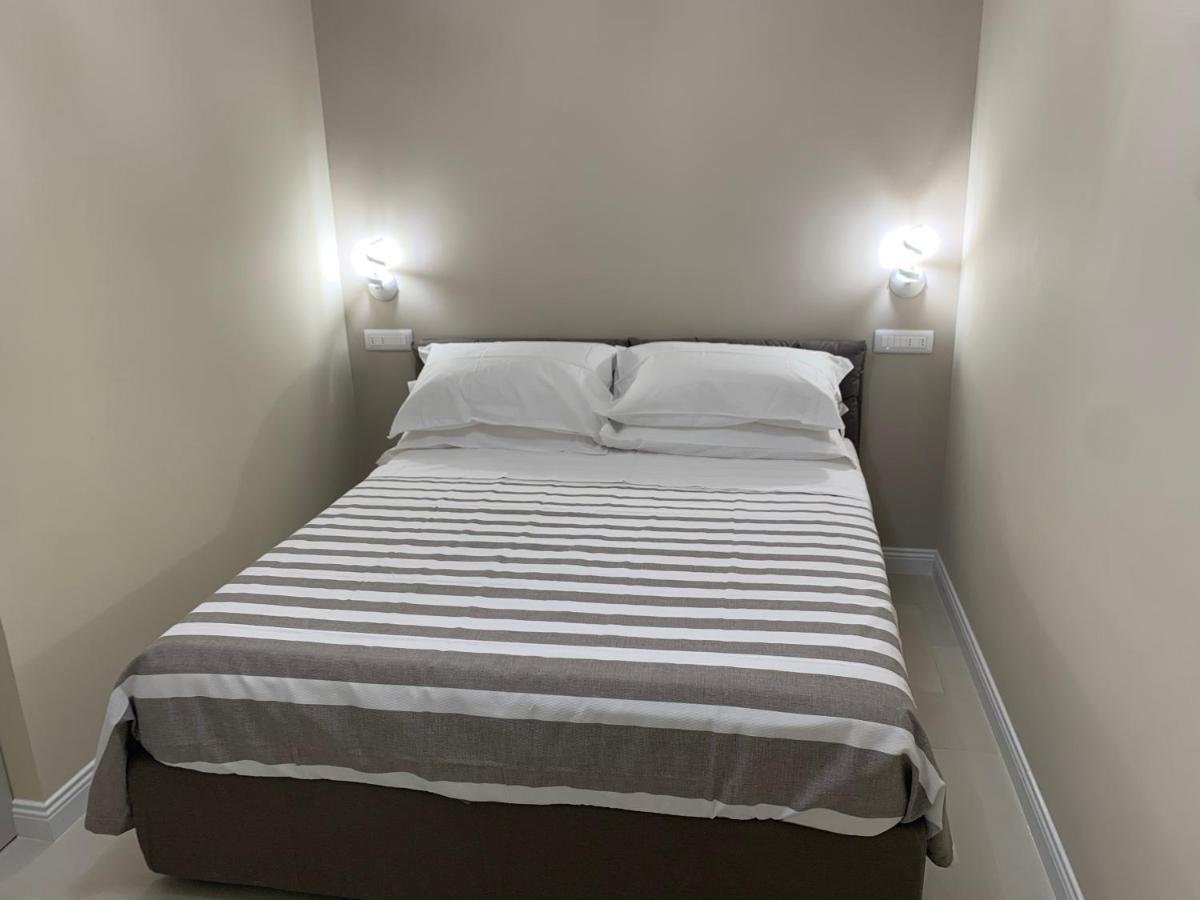 דירות Penthouse Aureliana Attico Con Piscina A Roma מראה חיצוני תמונה